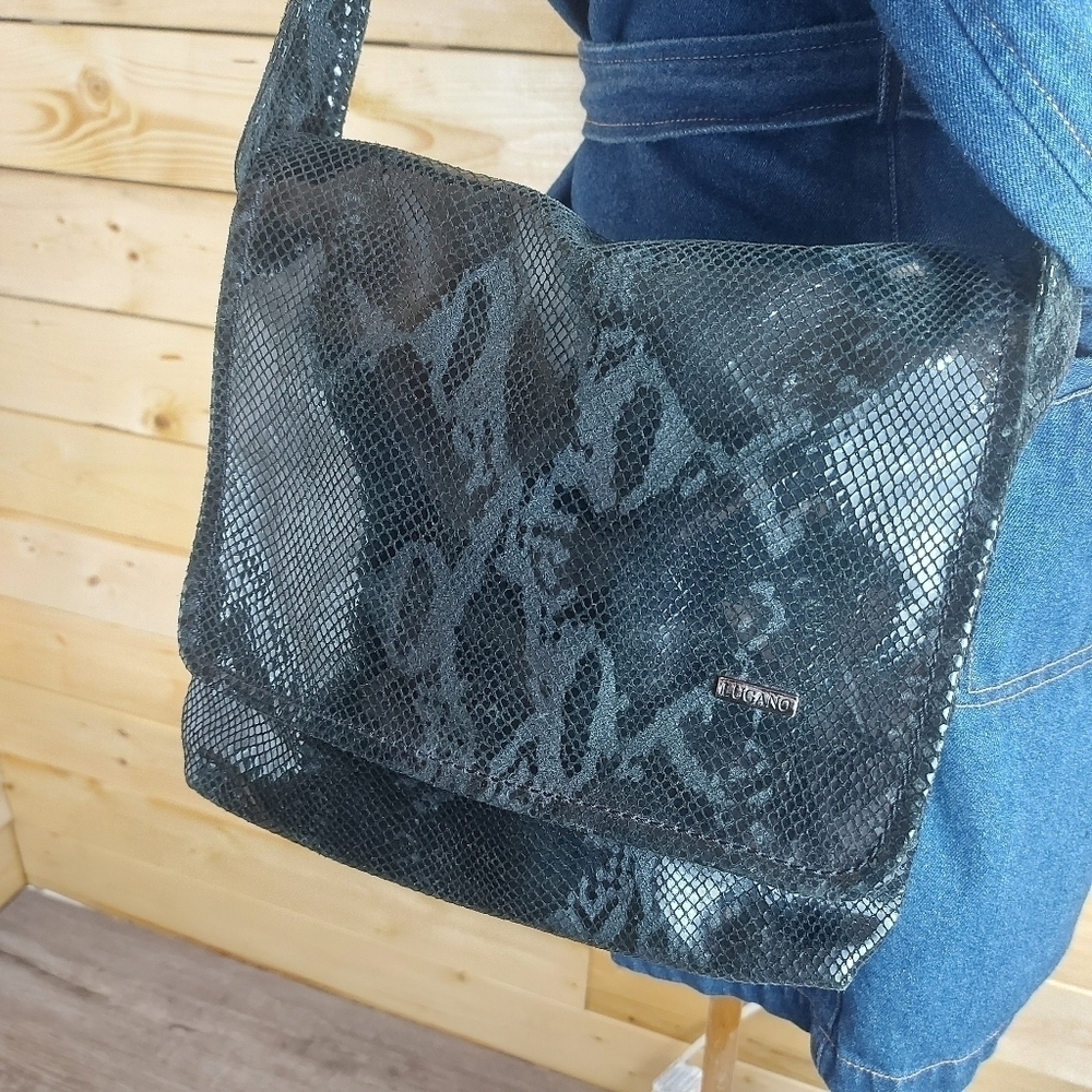 LUGANO snakeskin print glazed soft leather bag black purse Made in Italy